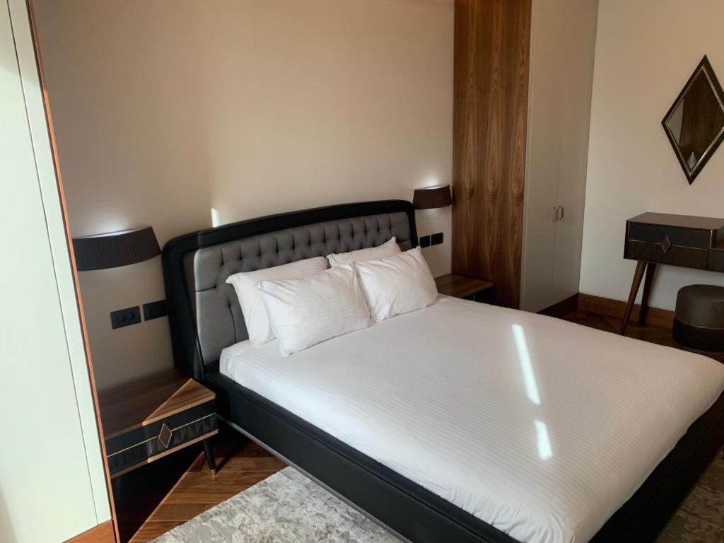 Porto Montenegro Luxury 1 Bedroom * Tivat