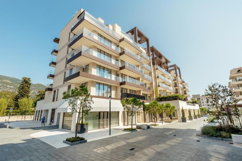 Porto Montenegro Luxury 1 Bedroom Apartment Tivat