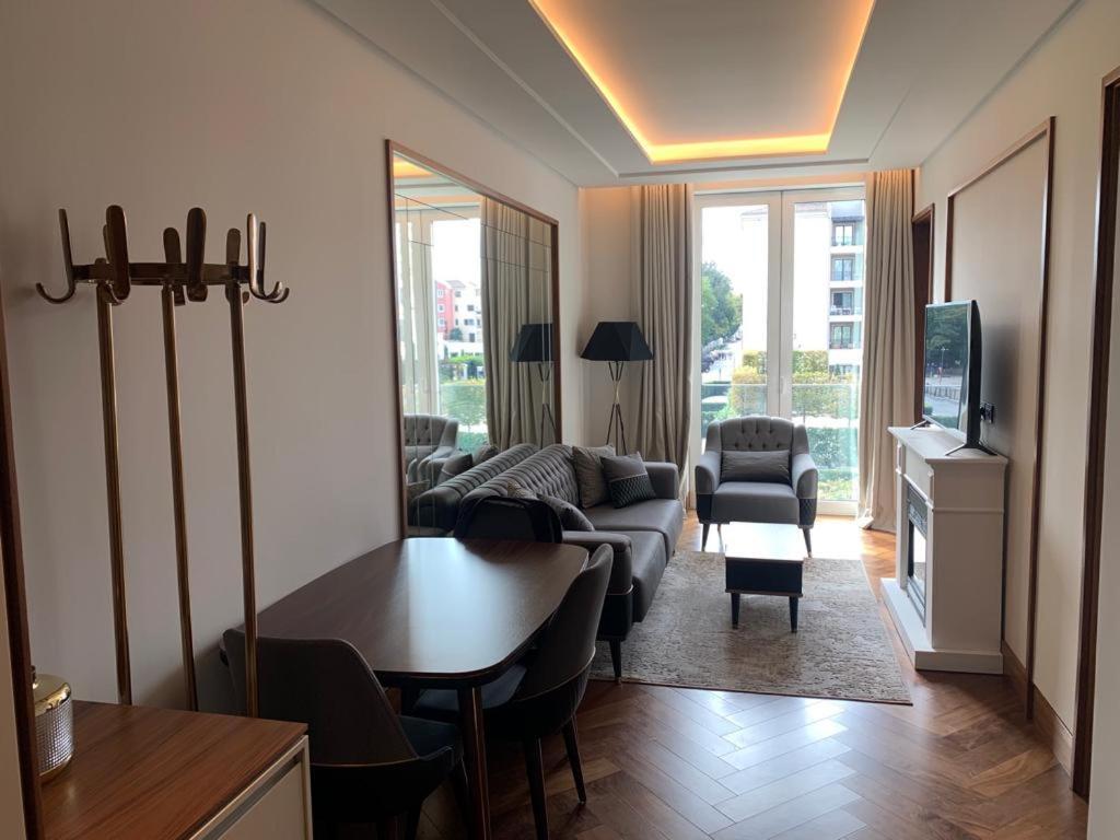 Porto Montenegro Luxury 1 Bedroom *
