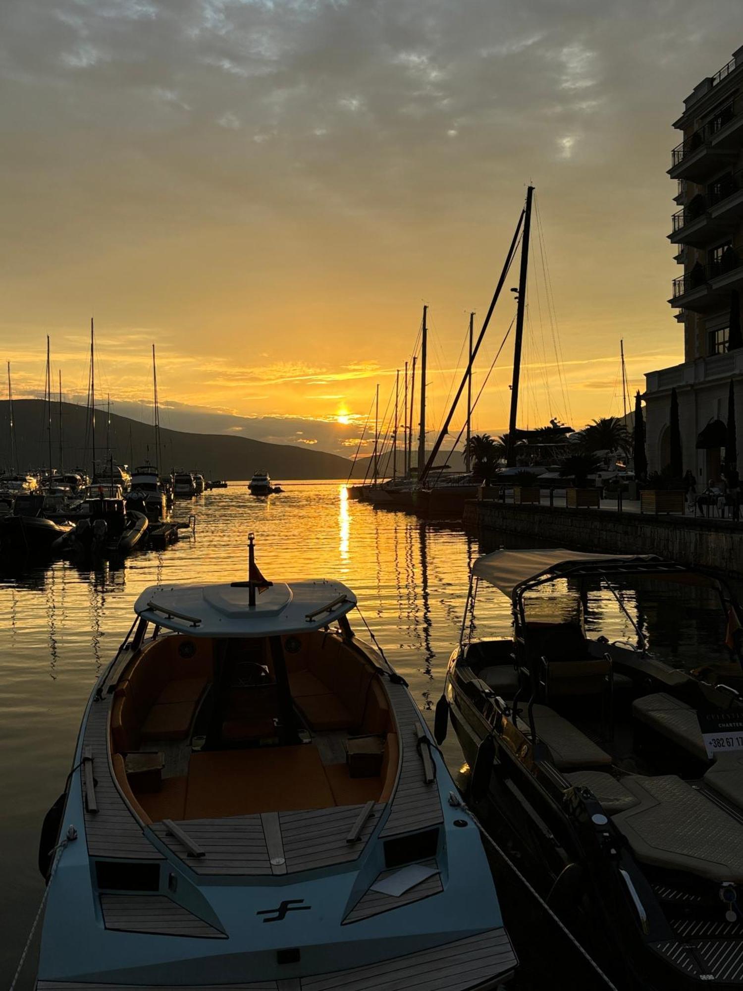 Porto Montenegro Luxury 1 Bedroom *